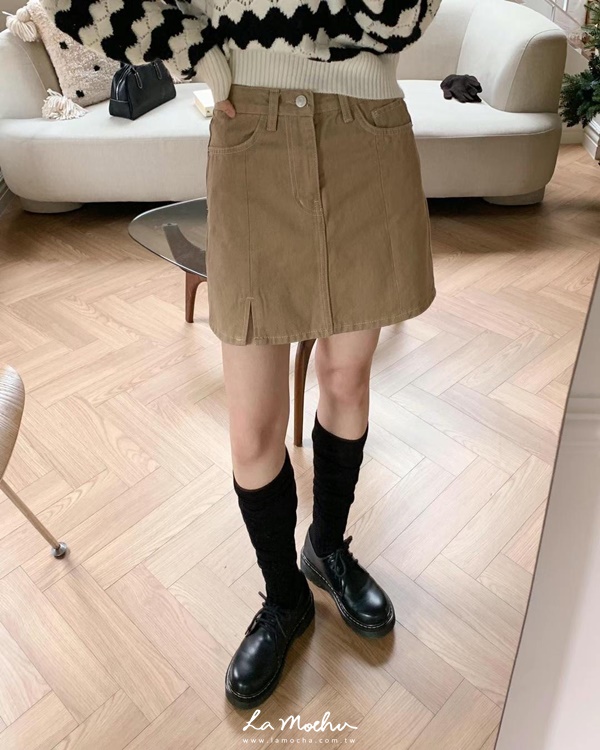 外縫線小開衩牛仔短裙